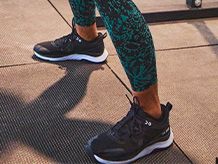 Children's fitness and gym shoes