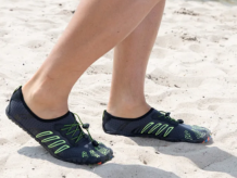 Children's swimming shoes